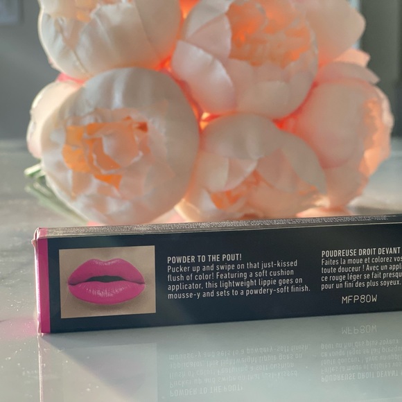 NYX Powder Puff Lippie Lip Cream - Picture 2 of 3